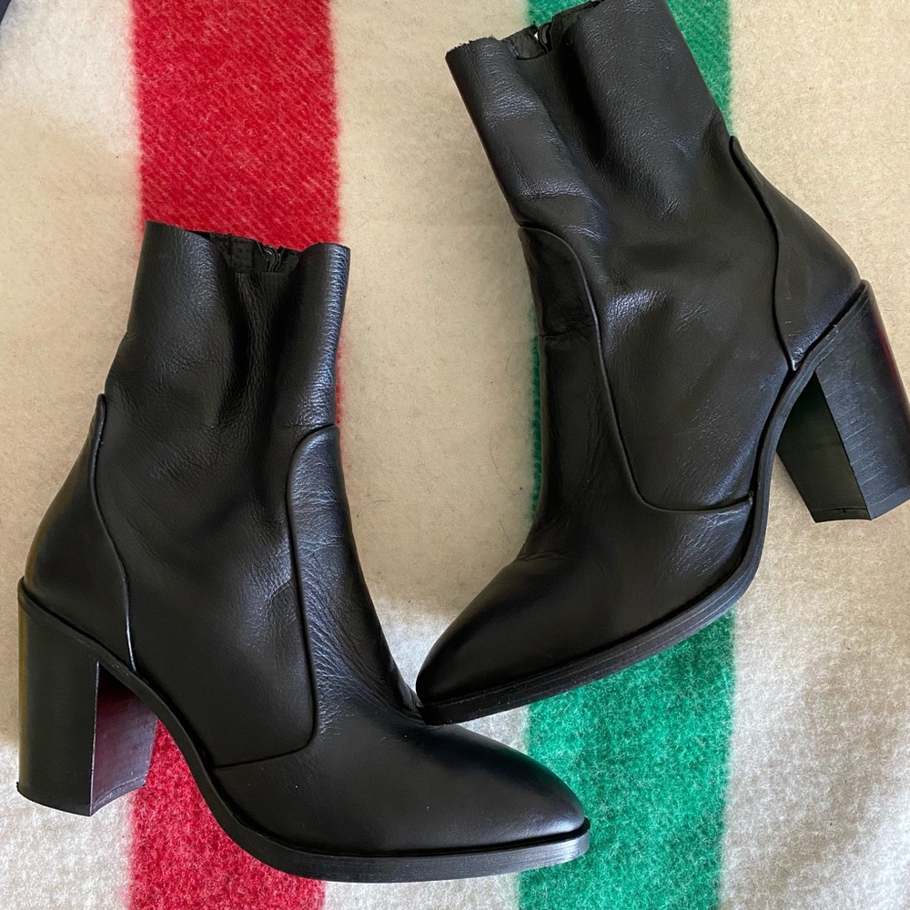 COPY - COPY - Topshop real leather black ankle boots